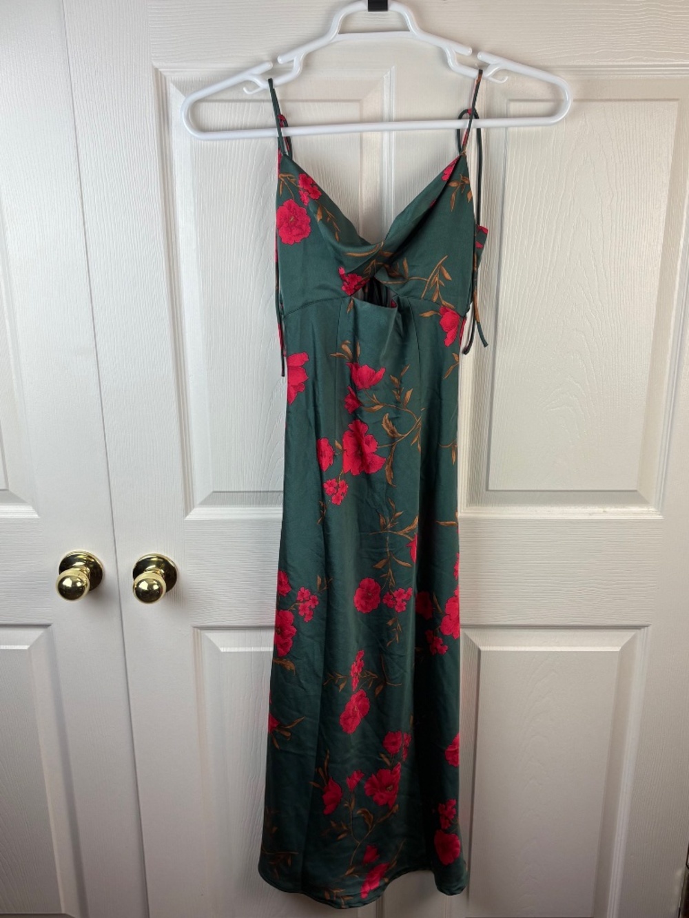 Hello Molly Fool Me Once Midi Floral Dress
